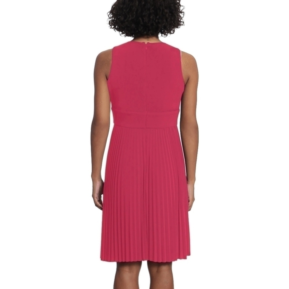 𝅺LONDON Times womens Pleated Skirt Sleeveless Keyhole Neck Dress Size: 4 - Picture 2 of 9